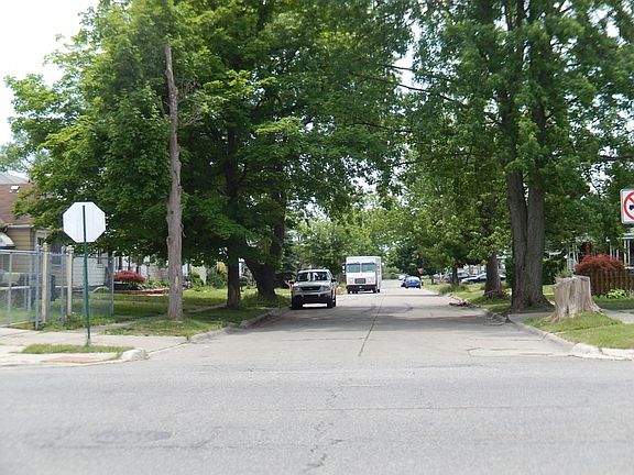 5th image of 6317 Ashton Ave