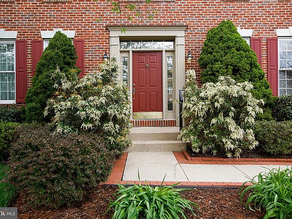 4th image of 5110 Whisper Willow Dr