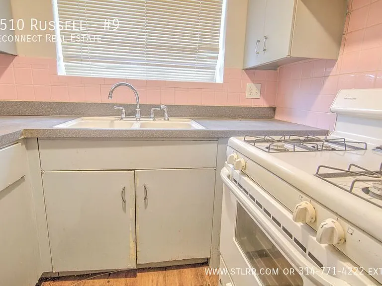 3510 Russell Blvd #9 — Photo 3