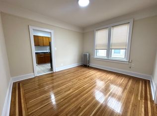 2105 38th St #3D, Astoria, NY 11105