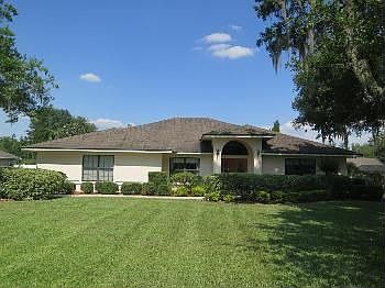 Newly painted with New roof