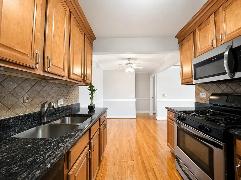 4940 N Leonard Dr #3B — Photo 13