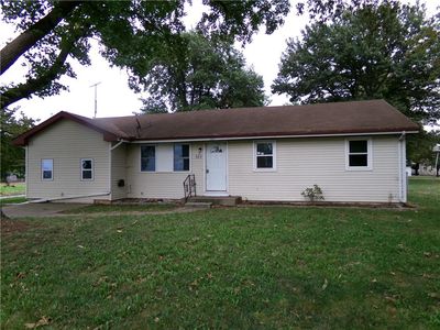 311 Park St, Corder, MO, 64021