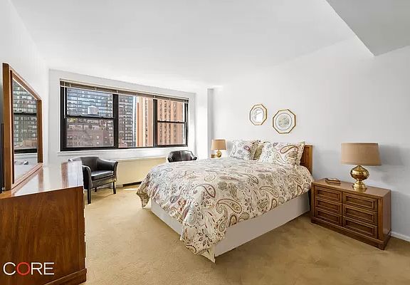 4th image of 420 E 51st St APT 14D