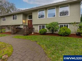 1027 Meadows Ln SE, Jefferson, OR 97352