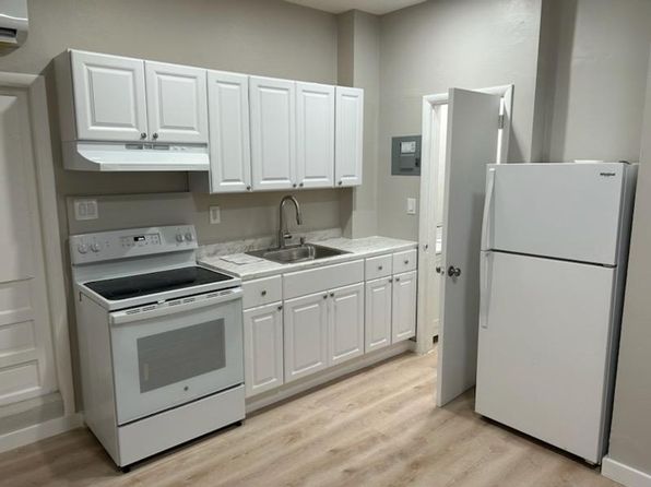 3801 N Andrews Ave #3