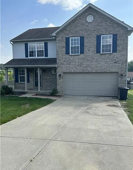 580 Rosebud Cir — Photo 1