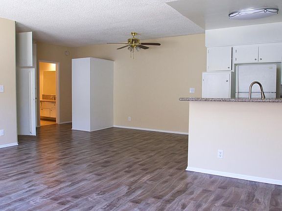 Open Floor Plan!