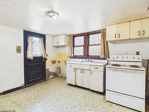 4th image of 202 Hampton Rd