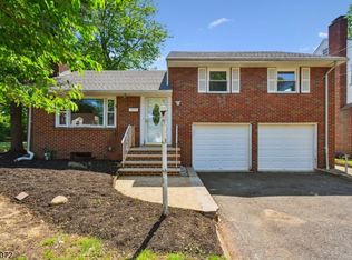 294 Whitewood Rd, Union, NJ 07083