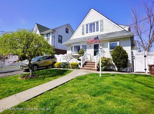 639 College Ave, Staten Island, NY 10302