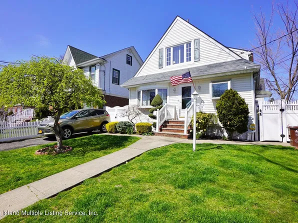 639 College Ave, Staten Island, NY 10302