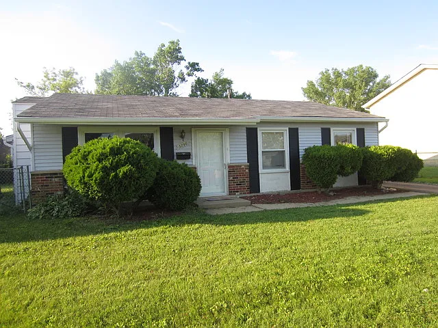 3790 Highland Pl photo 1