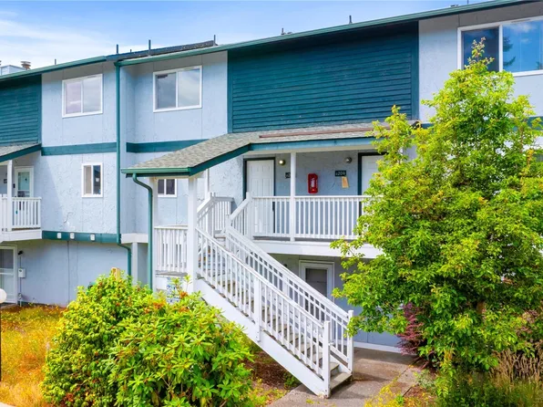 8823 Holly Drive #G205, Everett, WA 98208