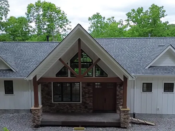 267 Lakemont Ln, Caryville, TN 37714