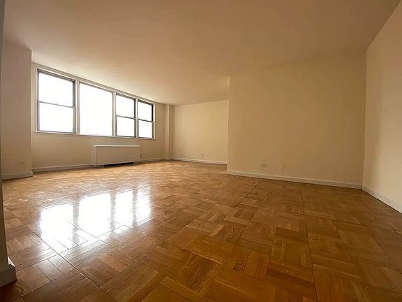 2nd image of 245 E 19th St APT 15R