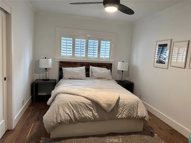 611 Avenue C — Photo 17