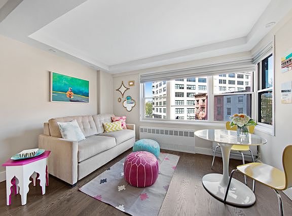 2nd image of 14 Horatio St #4D