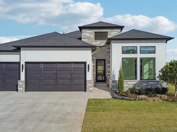 2335 E 135th Dr S, Bixby, OK 74008