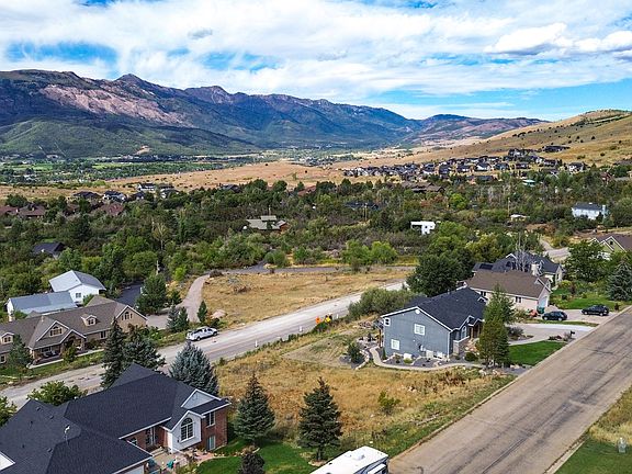 5th image of 4133 N Wolf Ridge Cir