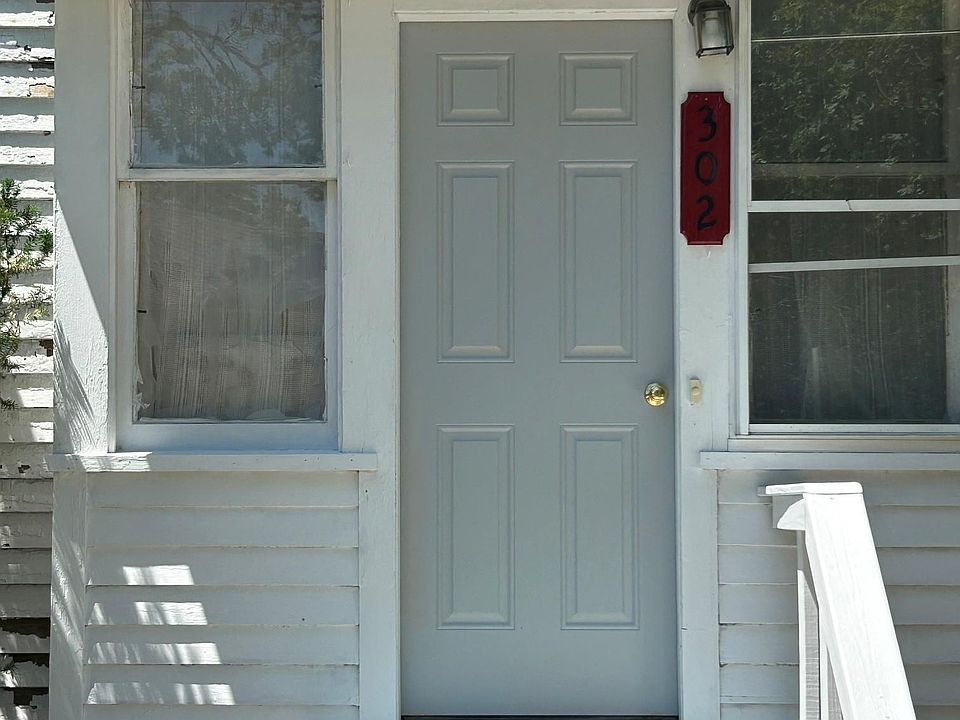 1st image of 302 S Pine St