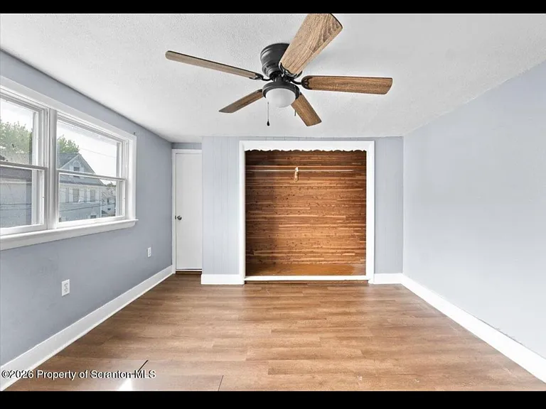 123 Mooney St — Photo 10