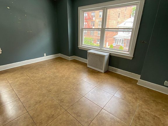 5th image of 2339 E 12th St #2