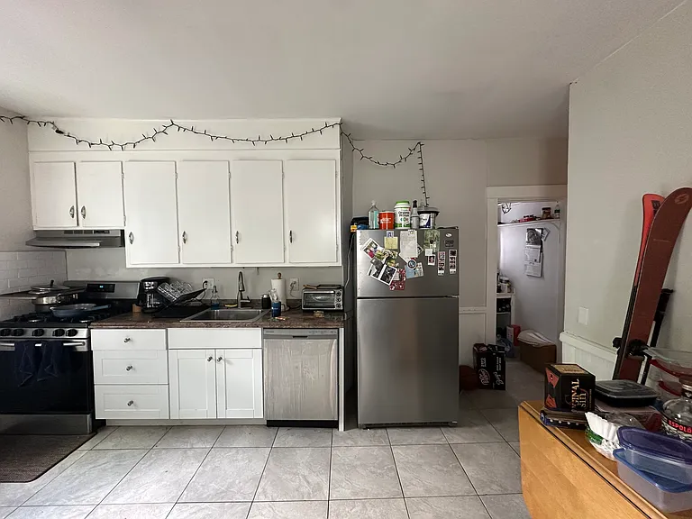 51 College Ave #1 — Photo 17