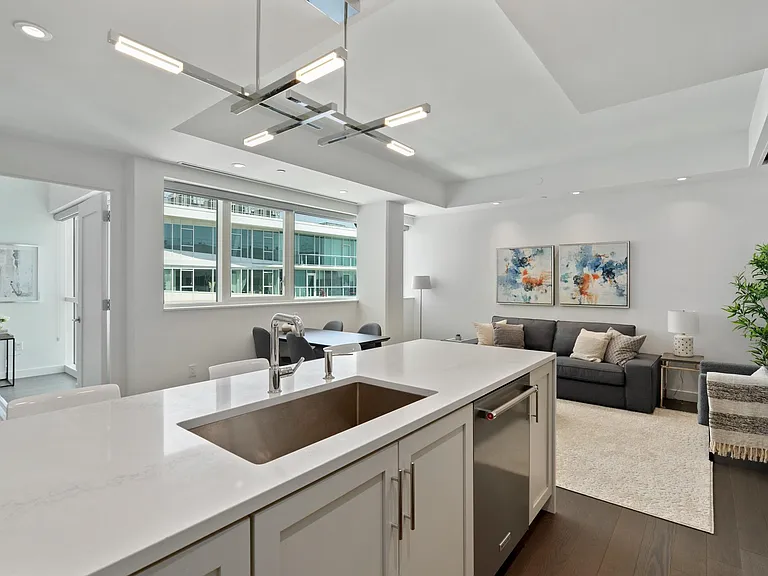 800 Avenue At Port Imperial #914 — Photo 17