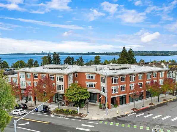631 Market Street #201, Kirkland, WA 98033