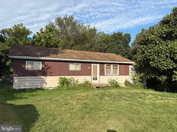 831 N 8th Ave #A, Lebanon, PA 17046