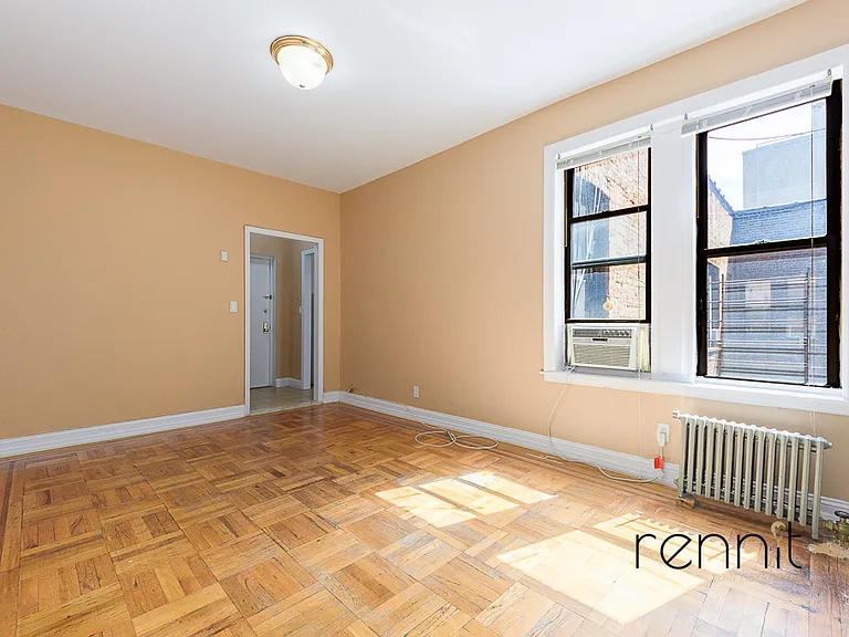 1124 43rd St #3A — Photo 3