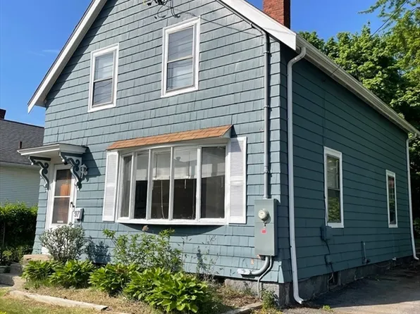 97 Baker St, West Roxbury, MA 02132