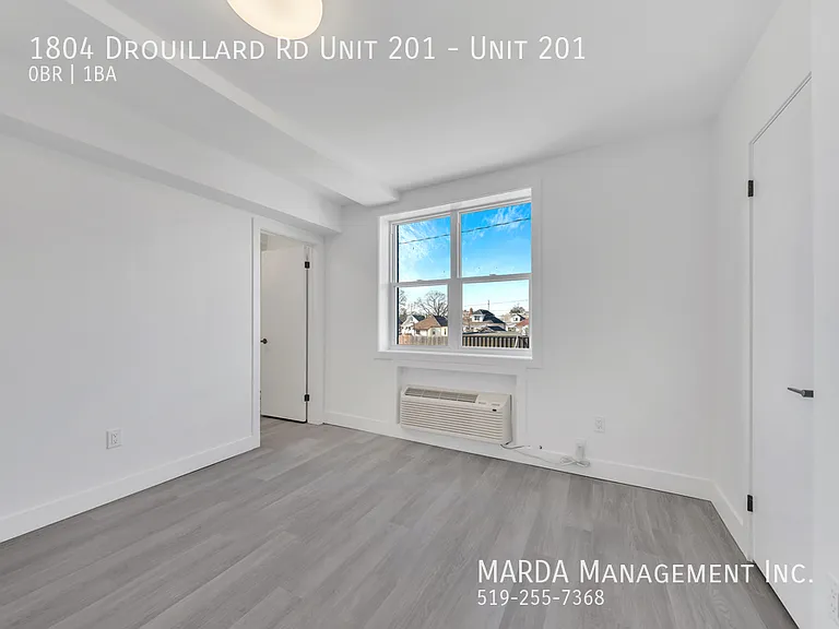 1804 Drouillard Rd #201 — Photo 2