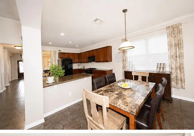 1210 Ritter Dr — Photo 5