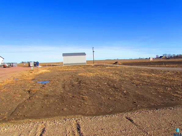 5th St, Garretson, SD 57030