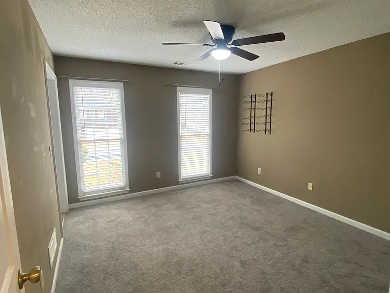 4201 E Emerald Dr NW — Photo 9