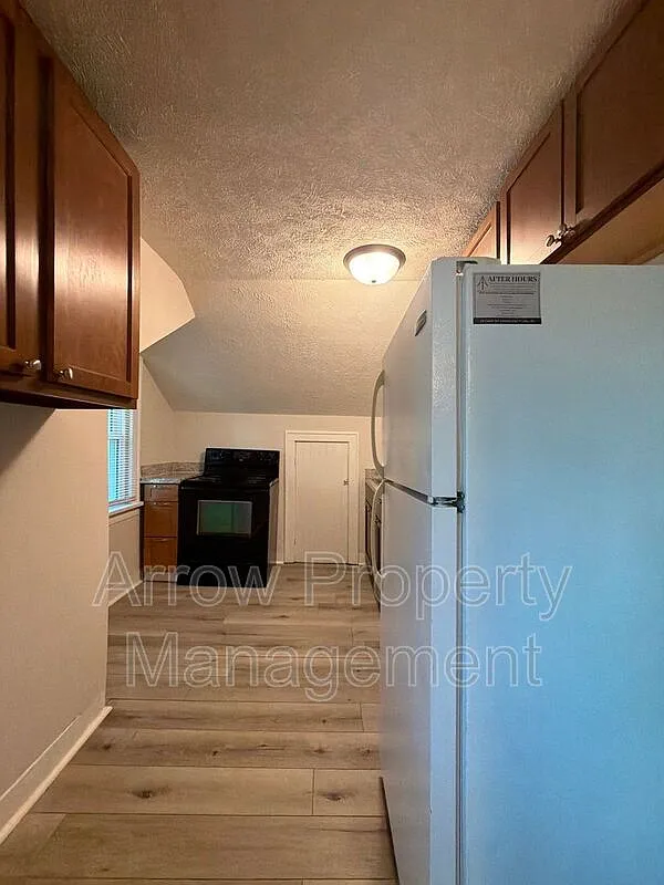 1 bed, 1.0 bath, $765 — Photo 3