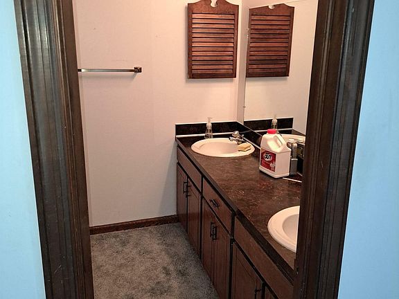 5th image of 5810 Oakridge Dr