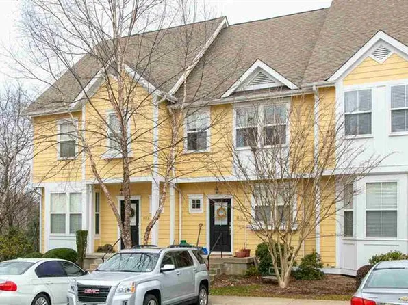 111 Melbourne Park Cir, Charlottesville, VA