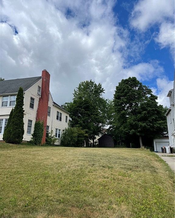 2nd image of 3530 Daleford Rd