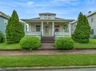 18 N High St, Millerstown, PA 17062