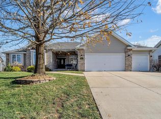 4612 Darkwoods Dr, Wentzville, MO 63385