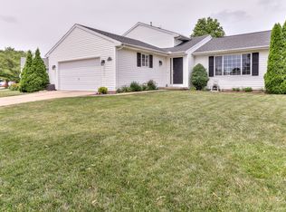 3202 Sharon Dr, Champaign, IL