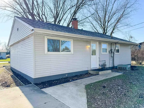 608 W Superior St, Osceola, IN 46561