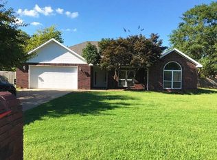 2778 E Meandering Way, Fayetteville, AR 72701