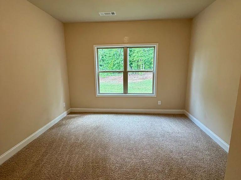 104 Armory Creek Dr — Photo 7