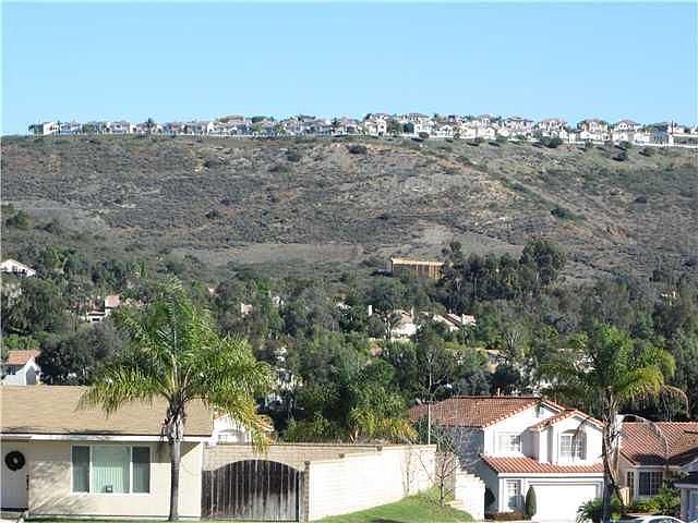 2nd image of 9076 Kirby Ct