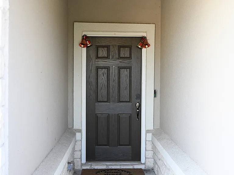 201 Texas Jack Dr — Photo 3