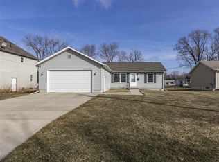 923 Oneida St, Waterloo, IA 50703